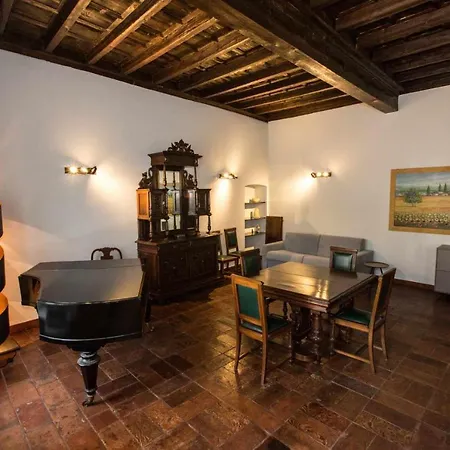 Historical In The Center Of - Larihome A02 * גראבדונה