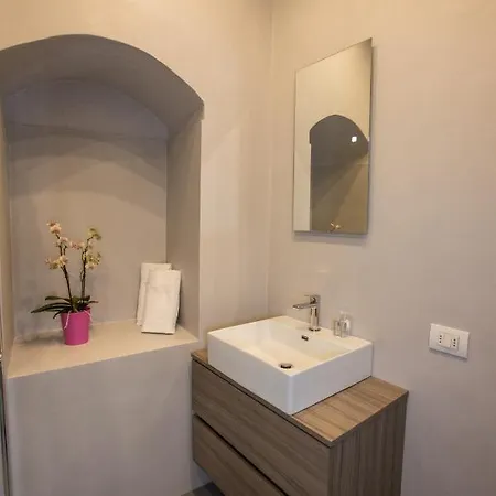 Historical In The Center Of - Larihome A02