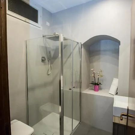 דירה Historical In The Center Of - Larihome A02 גראבדונה