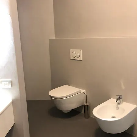 Historical In The Center Of - Larihome A02 * גראבדונה