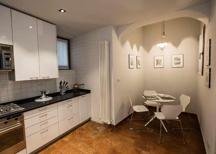 Historical In The Center Of - Larihome A02 *