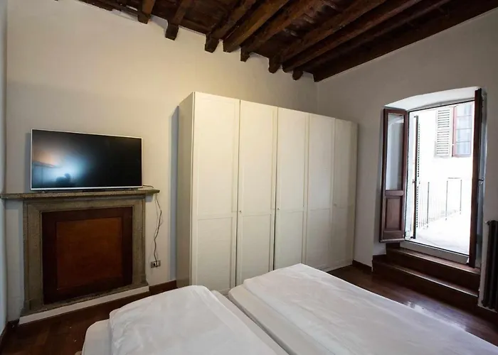 Historical In The Center Of - Larihome A02 * Граведона