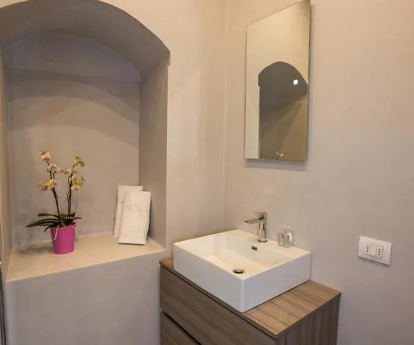 Historical In The Center Of - Larihome A02