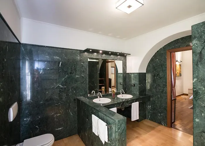 Historical In The Center Of - Larihome A02 Апартаменты Граведона