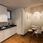 Historical In The Center Of - Larihome A02 *