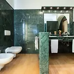 Historical In The Center Of - Larihome A02 Gravedona