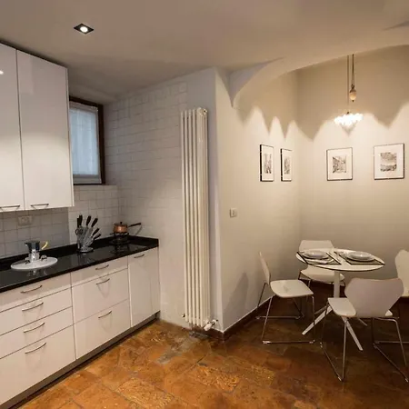 Historical In The Center Of - Larihome A02 *