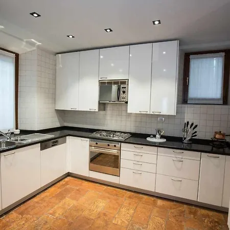 Historical In The Center Of - Larihome A02 *